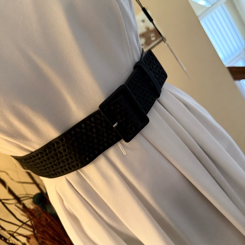 Calvin Klein White Sleeveless Pleated Midi Dress with Black Belt - Picture 10 of 15